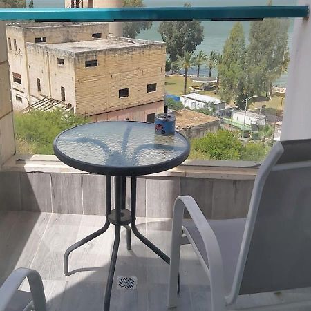 Rina Vacation Apartment Tiberiade Esterno foto